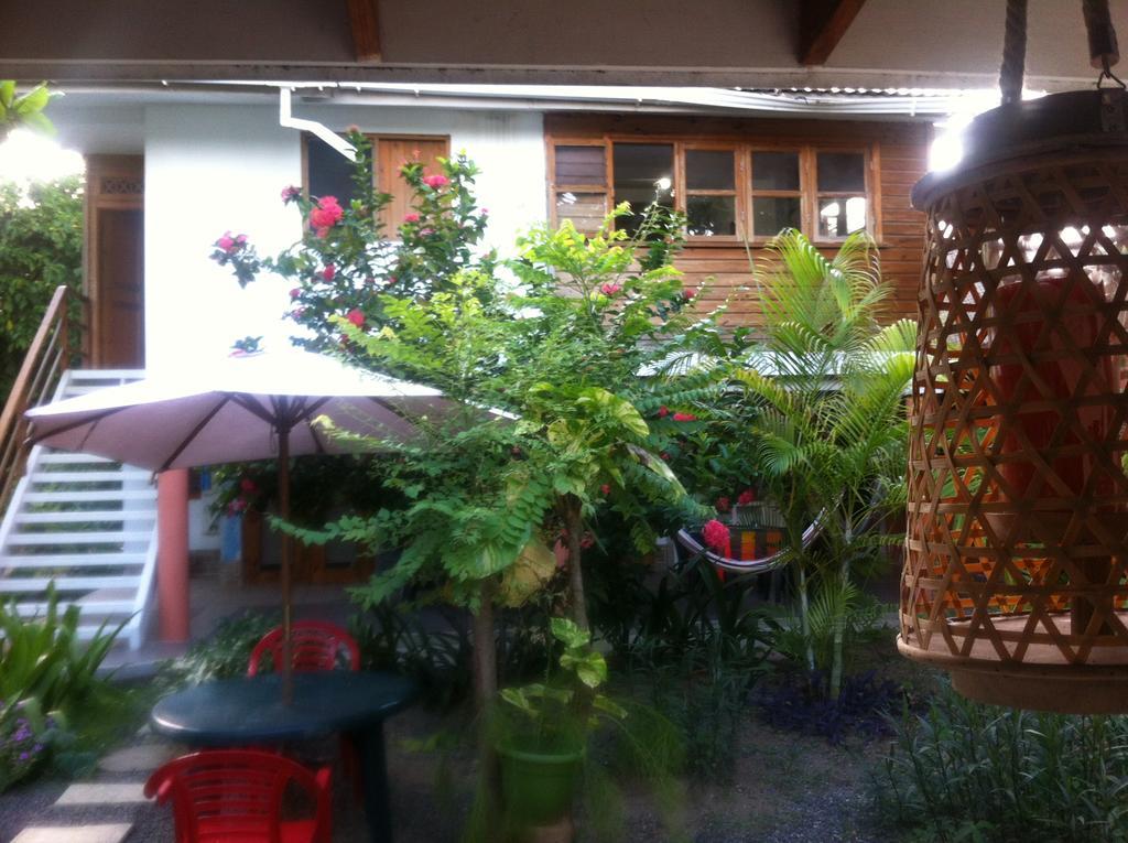 Hostal Casaluna San Andres Exteriör bild